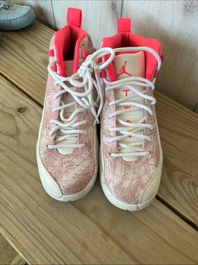 Jordan Women Pink and White Mid-Top Sneakers